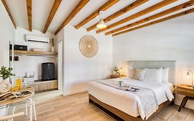 Beach House By Uliv